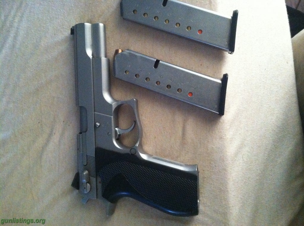 Pistols Smith & Wesson .45 Model:4506