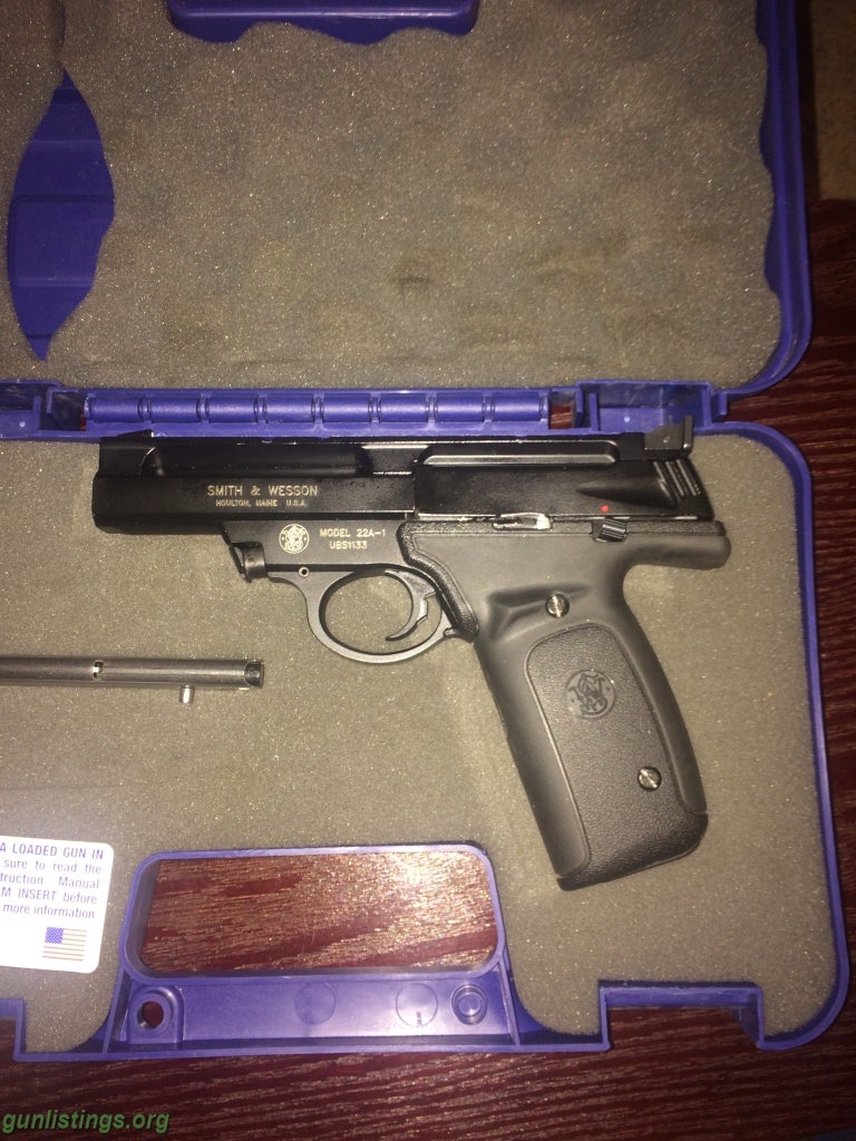 Pistols Smith & Wesson 22 A-1