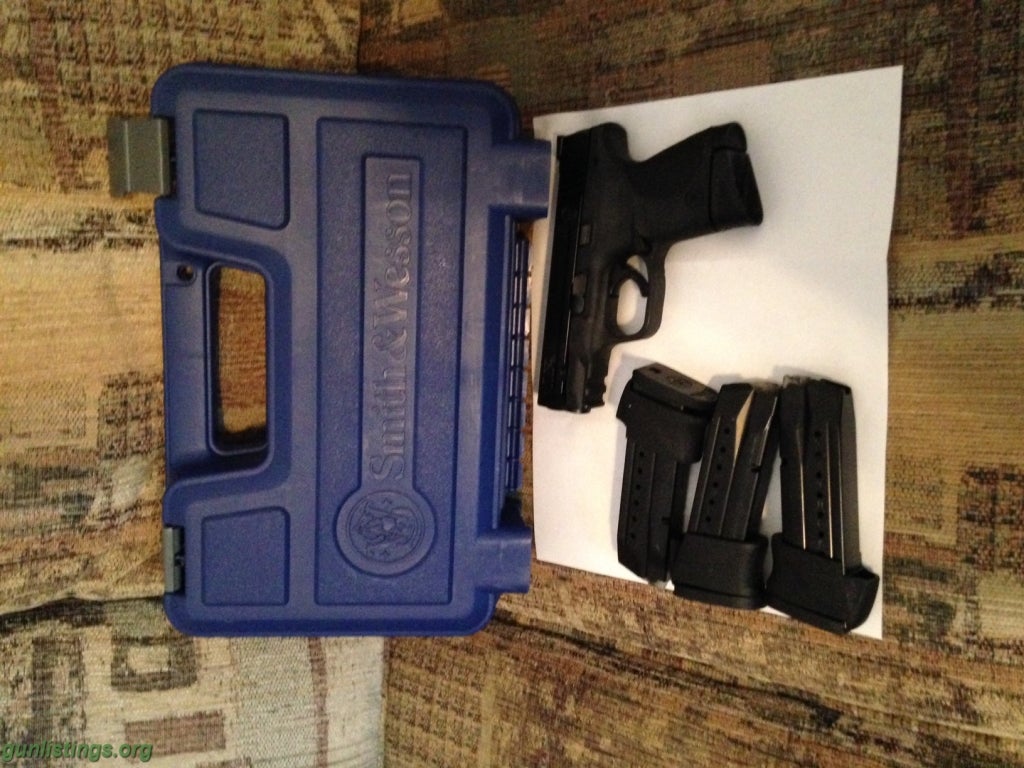 Pistols Smith & Wesson M&P 9c
