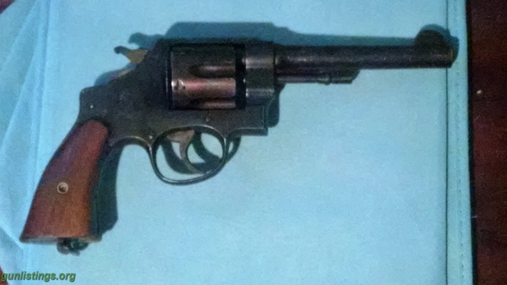 Pistols SMITH AND WESSON 1917 REVOLVER