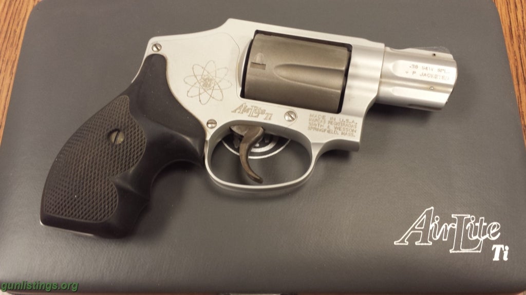 Pistols Smith And Wesson Air Lite Ti Revolver