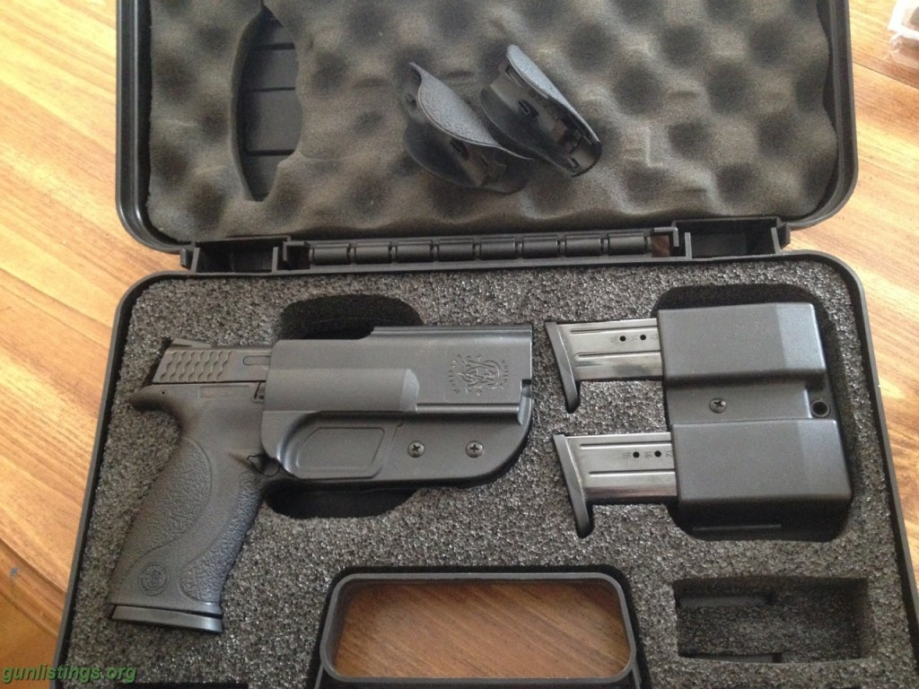 Pistols Smith And Wesson MP9 + MP22 Sell Of Trade