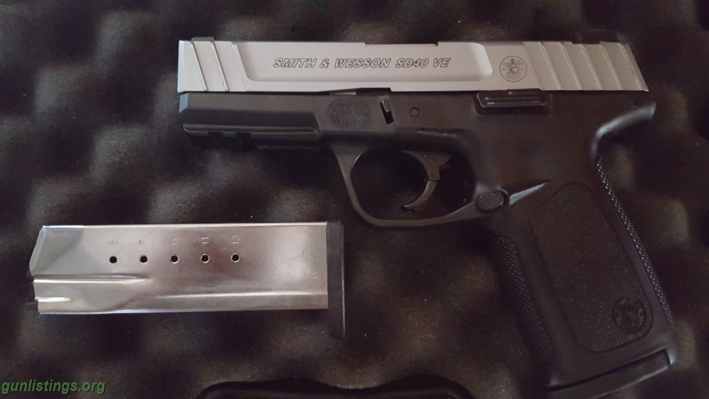 Pistols Smith&Wesson SD40VE *REDUCED*