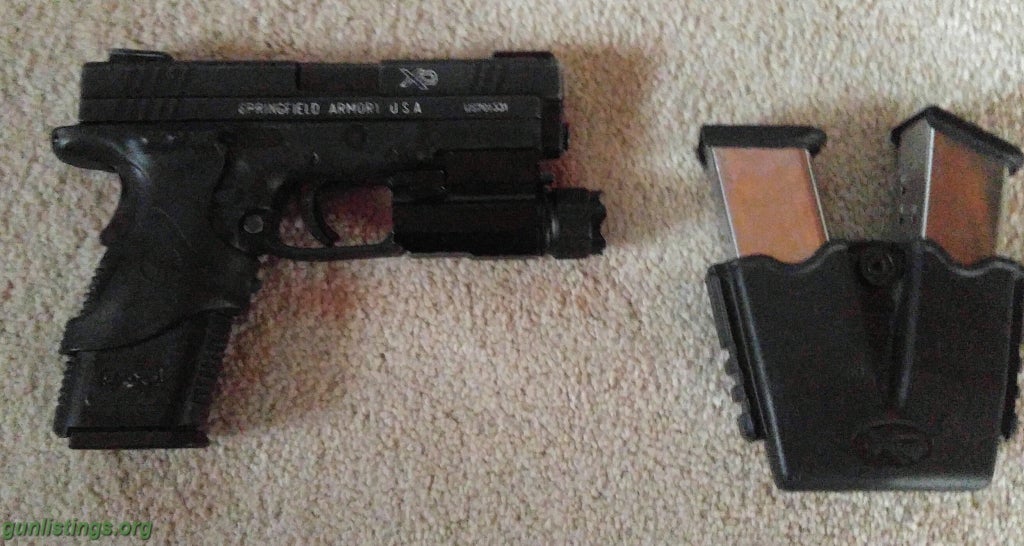 Pistols Springfield XD .45 W/Crimson Trace Lasergrips