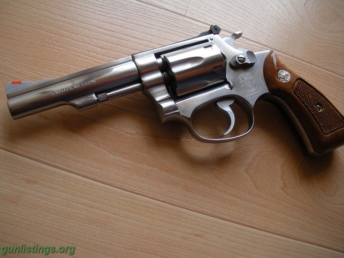 Pistols S&W MODEL 651 22 MAGNUM