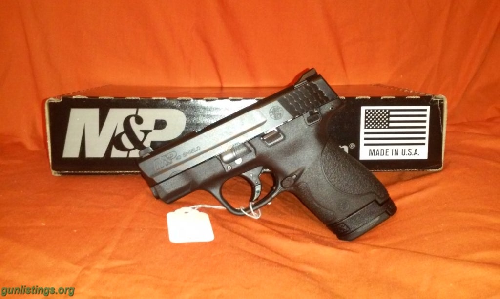 Pistols S&W M&P Shield .40sw