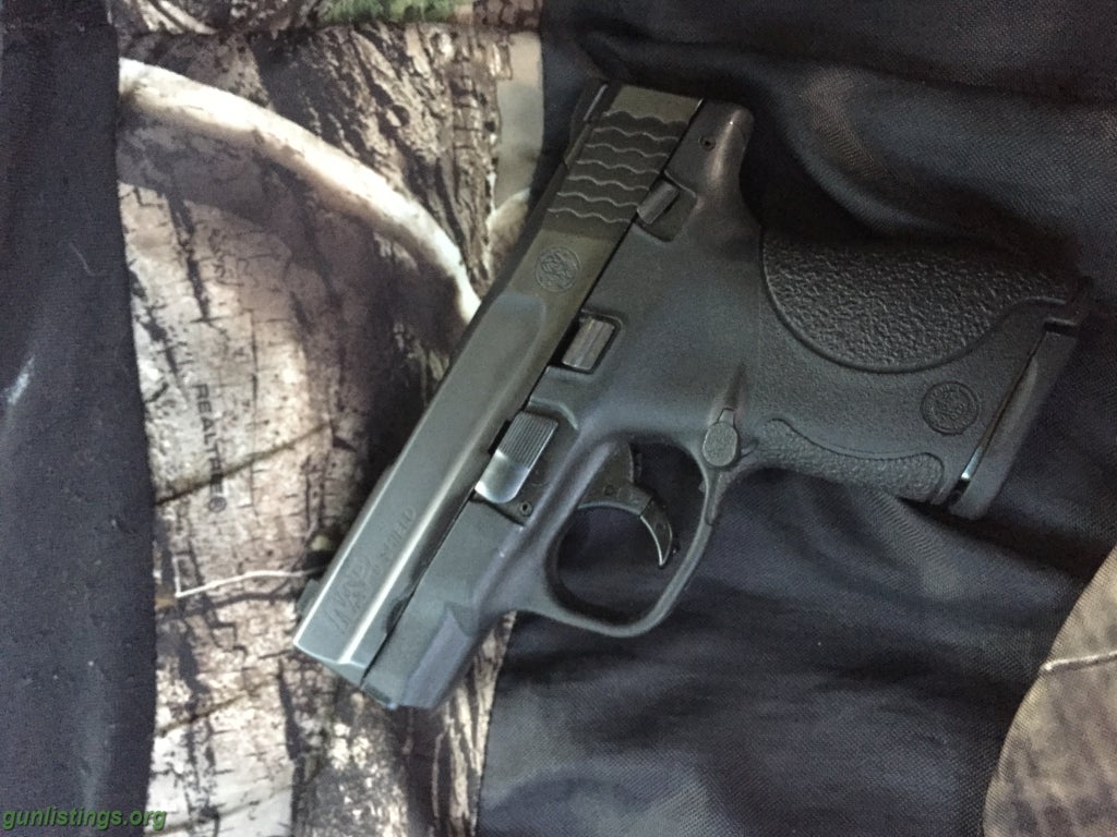 Pistols S&W Shield 9mm