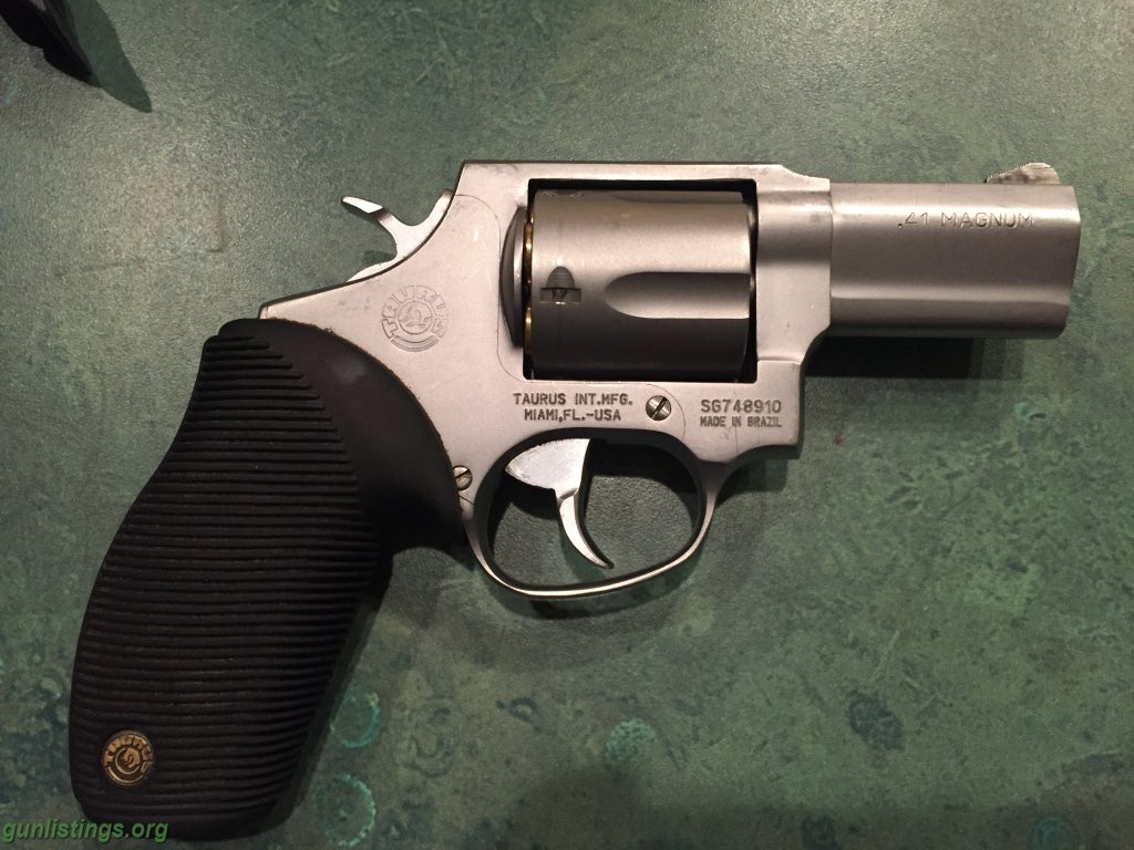 Pistols Taurus 41 Magnum