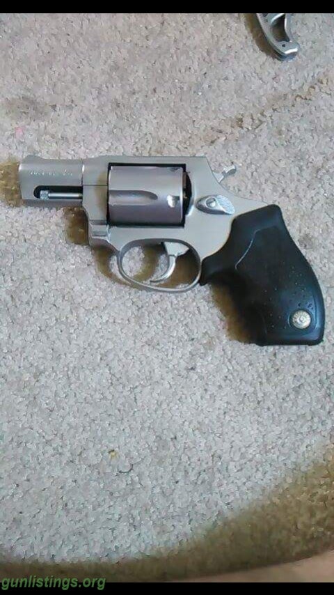 Pistols Taurus 605