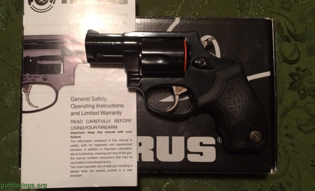 Pistols Taurus M85S