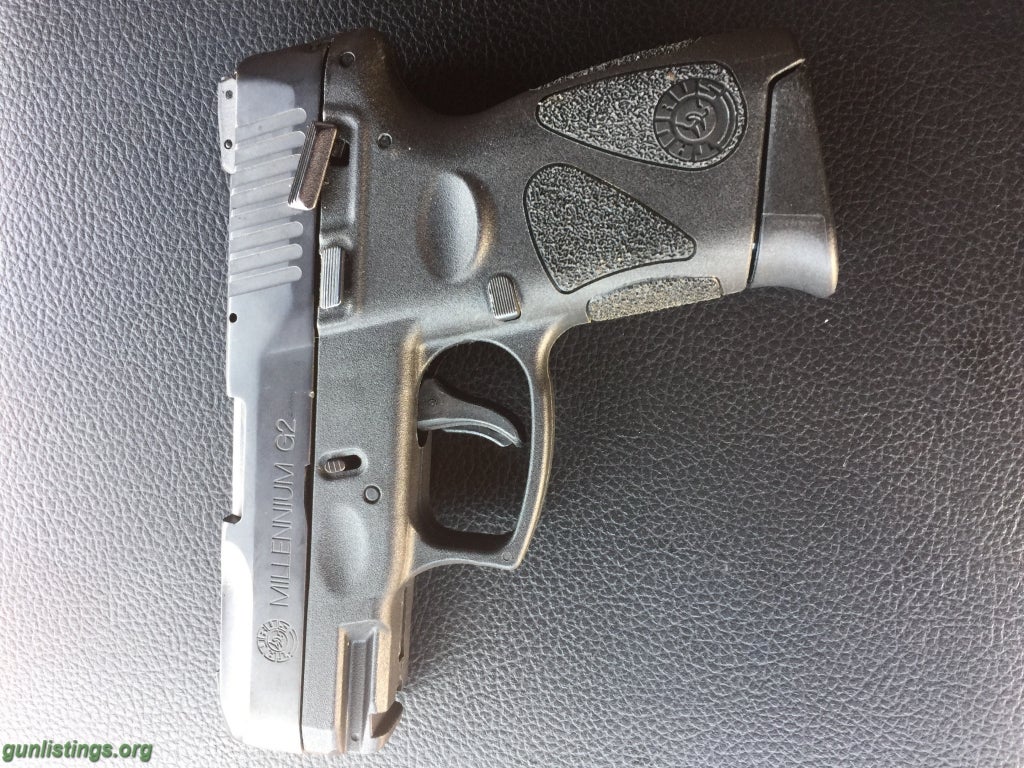 Pistols Taurus Millenium G2 40