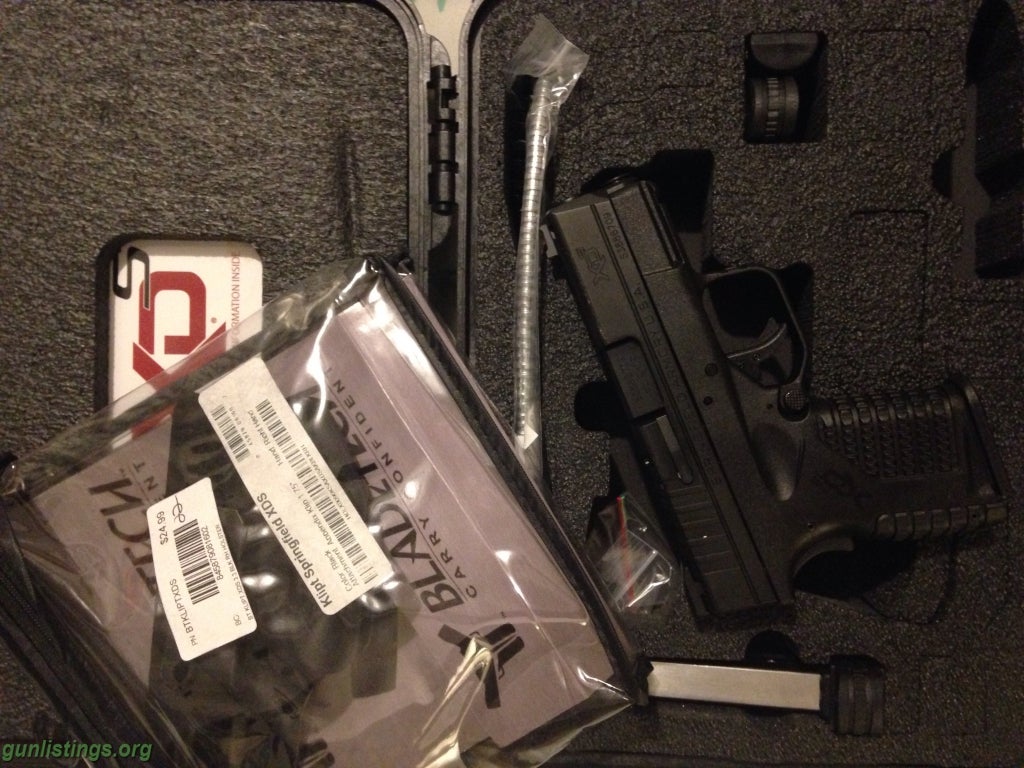 Pistols XDs 9mm NIB W/holster