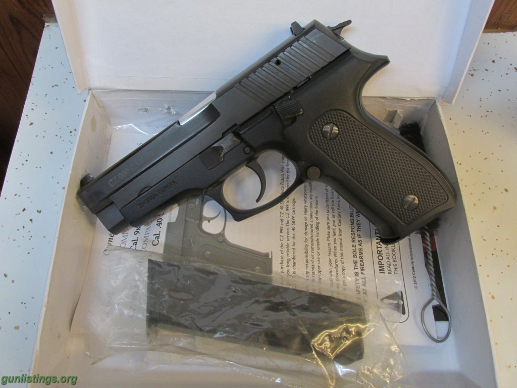 Pistols Zastava CZ999 9mm Pistol, 4.25