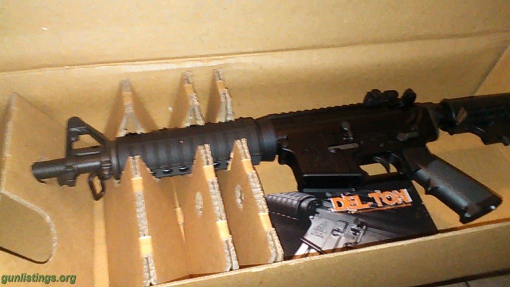Rifles Delton AR15 5.56