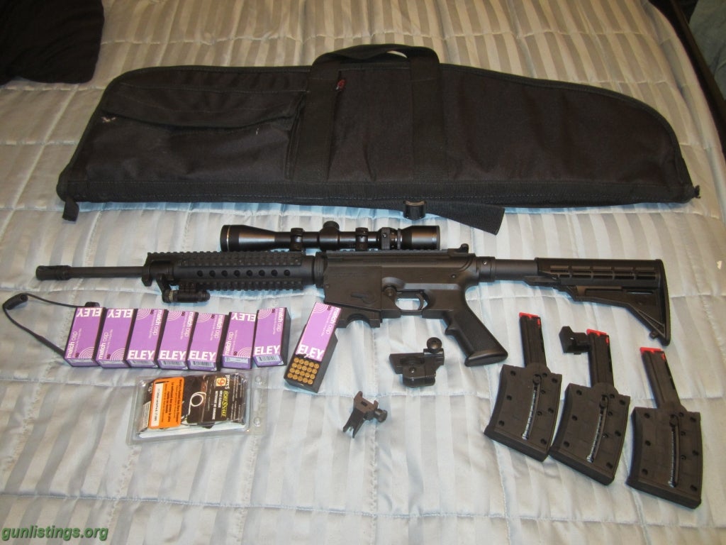Rifles Mossberg 715t And Accesories