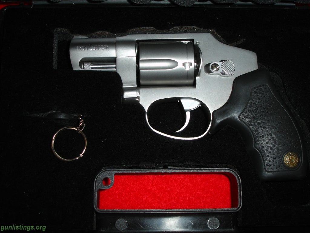 Pistols Taurus 38 Special 2