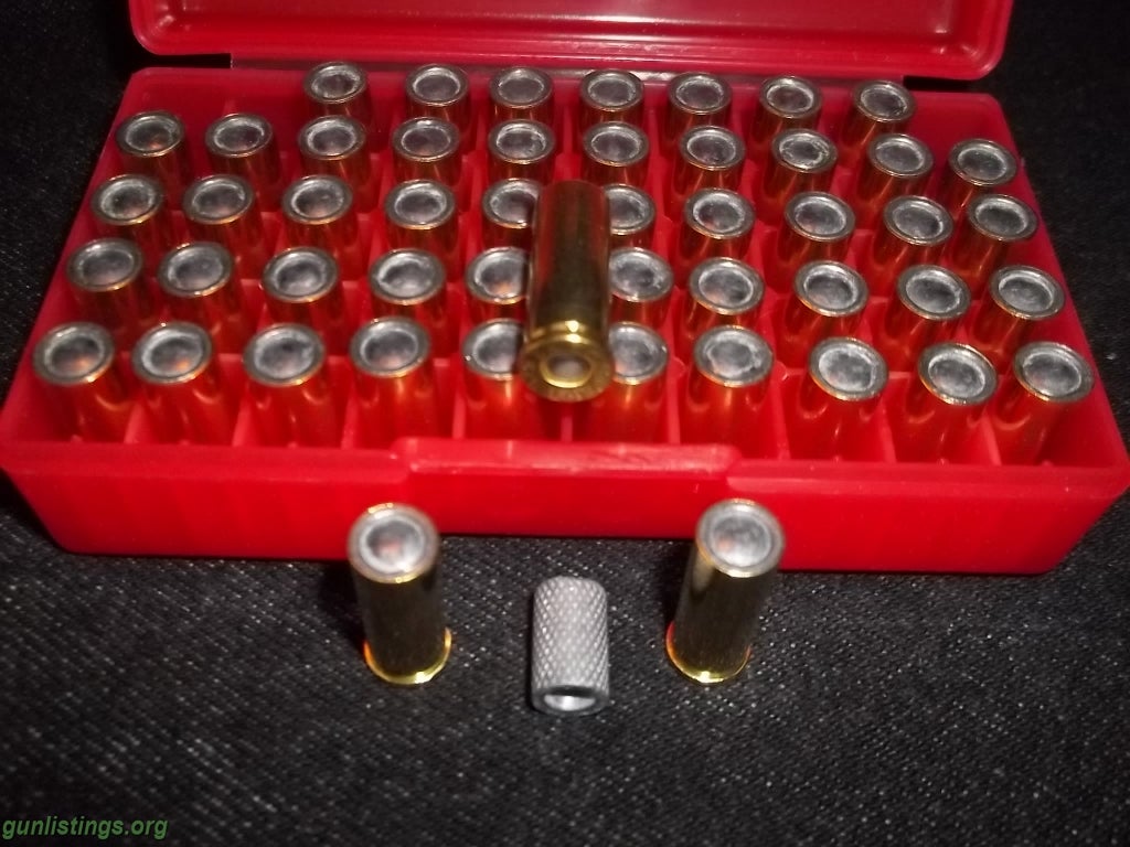 Ammo 32 S&W Long /32 Colt New Police Ammo.