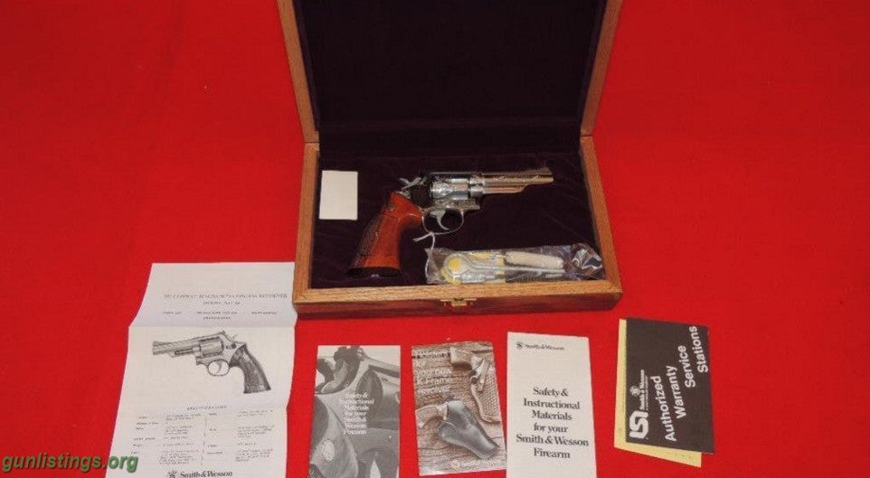 Pistols Smith & Wesson Model 66-2 Combat Magnum 357 Magnum