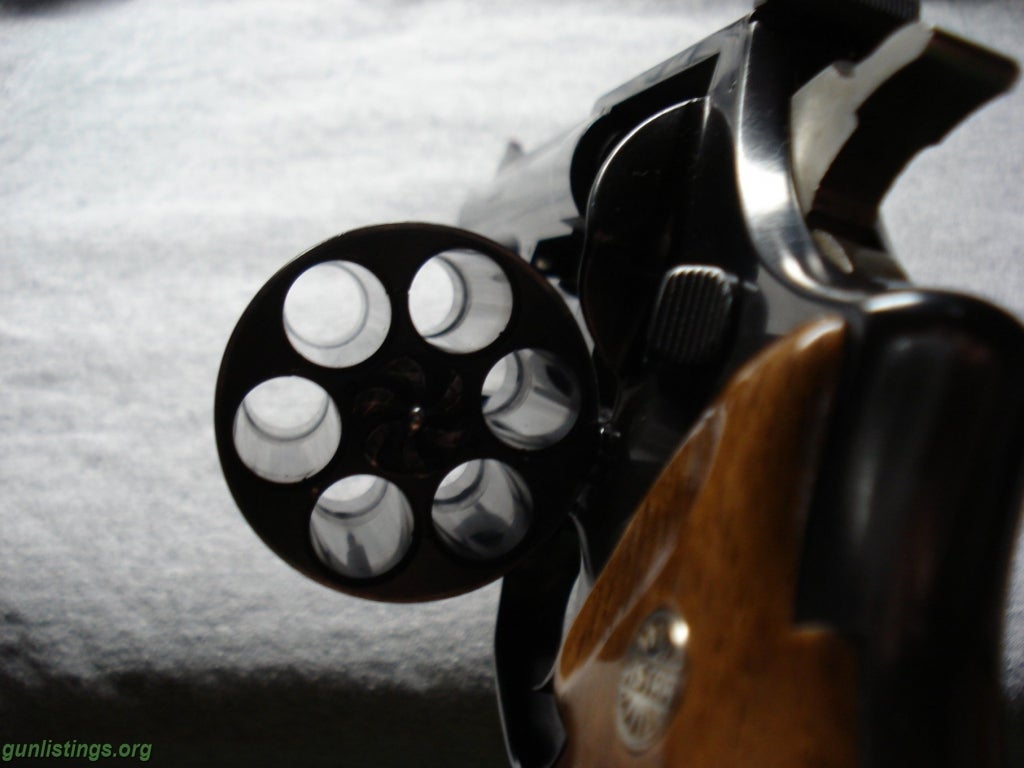 Pistols Astra .44 Magnum Revolver