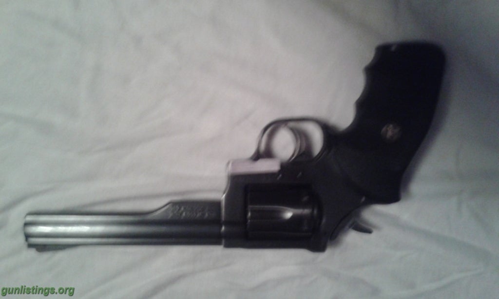 Pistols Dan Wesson Arms 357 Magnum Pistol