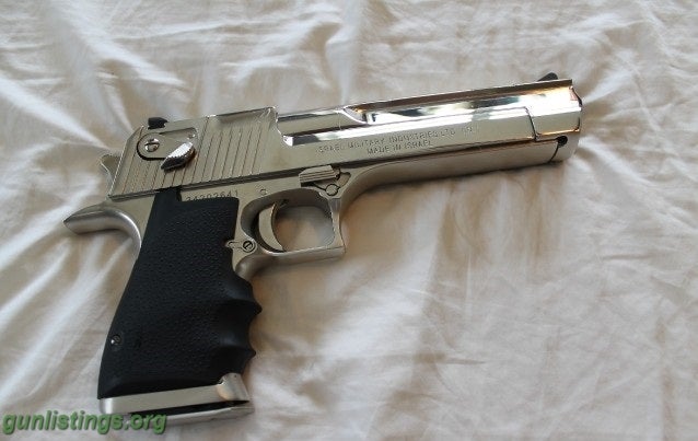 Pistols Desert Eagle .50 Caliber - FN Five Seven 5.7x28 Pistol