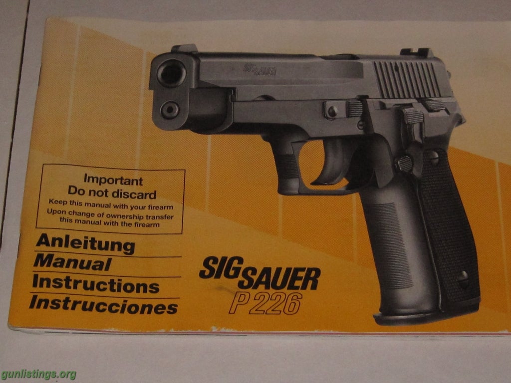 Pistols P226 SIG SAUER