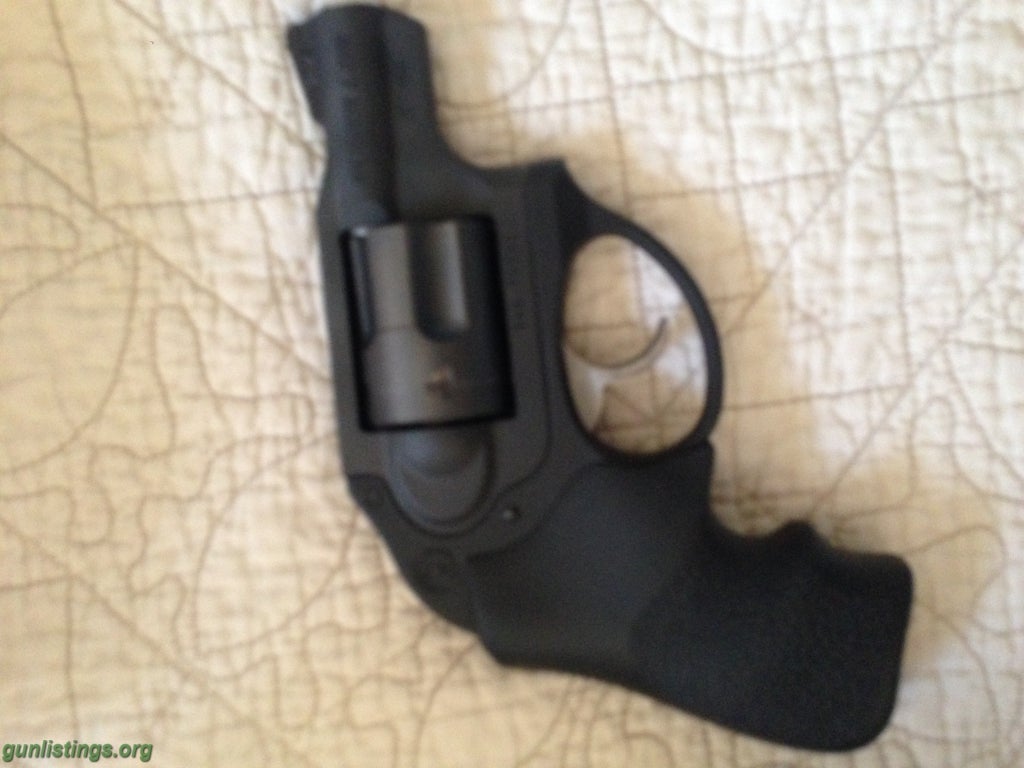 Pistols Ruger LCR 5450 357 Magnum.
