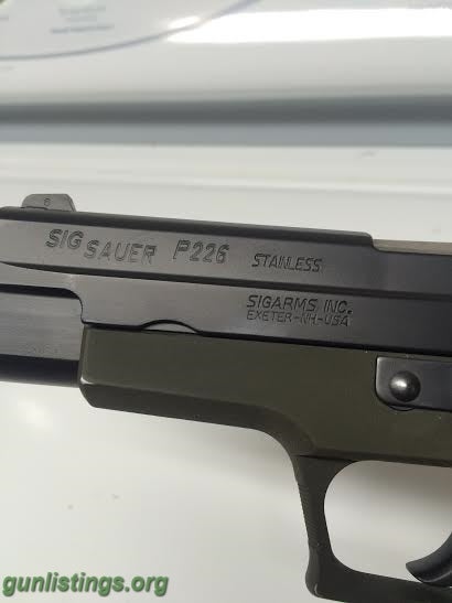 Pistols Sig P226 Stainless