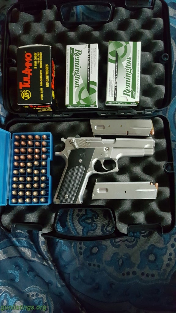 Pistols SMITH & WESSON 659 9 MM