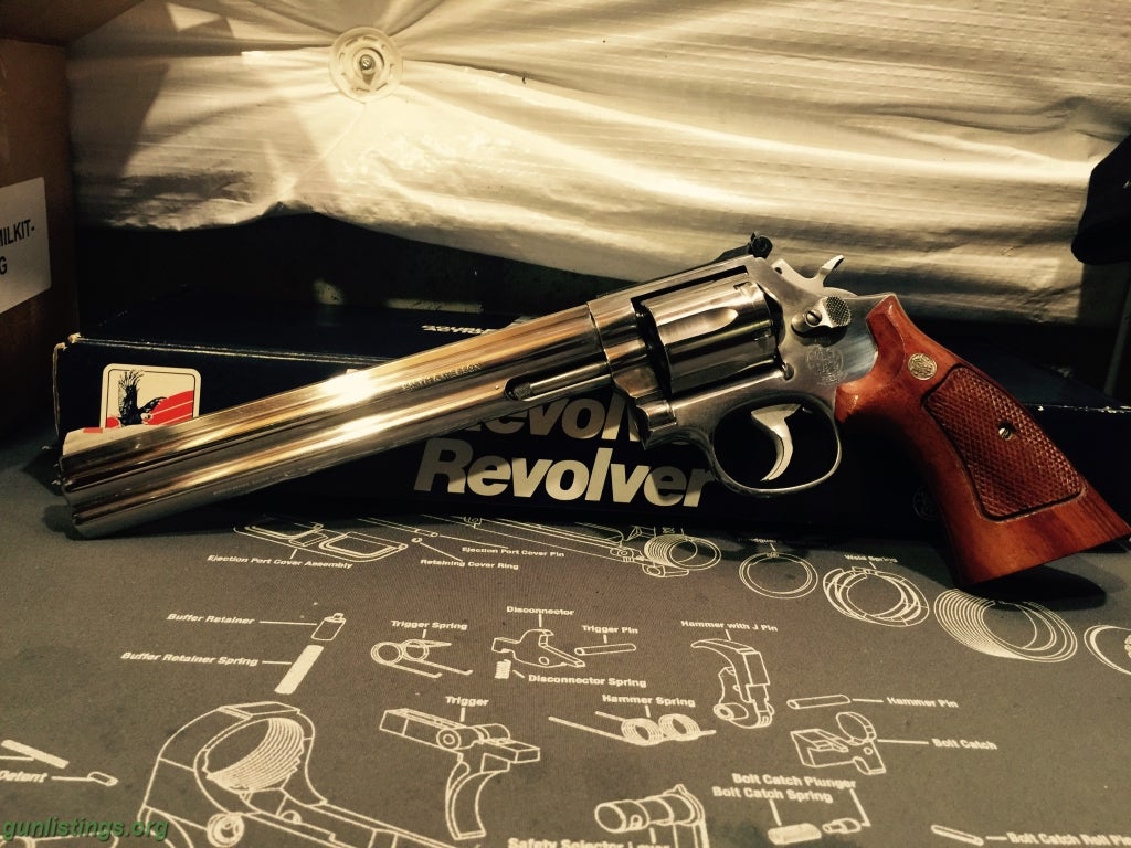 Pistols Smith & Wesson 686-2  8 3/8 
