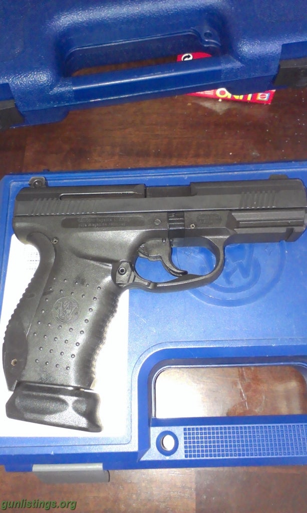 Pistols Smith And Wesson Model SW99 For Sale