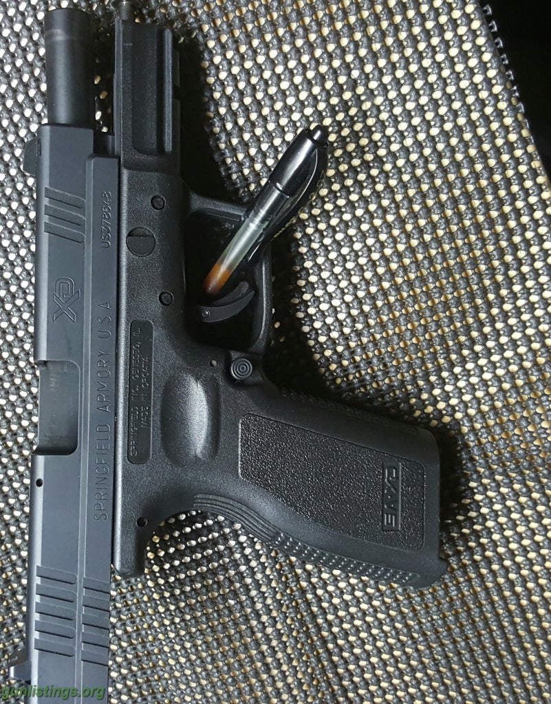 Pistols Springfield XD40 (compact)