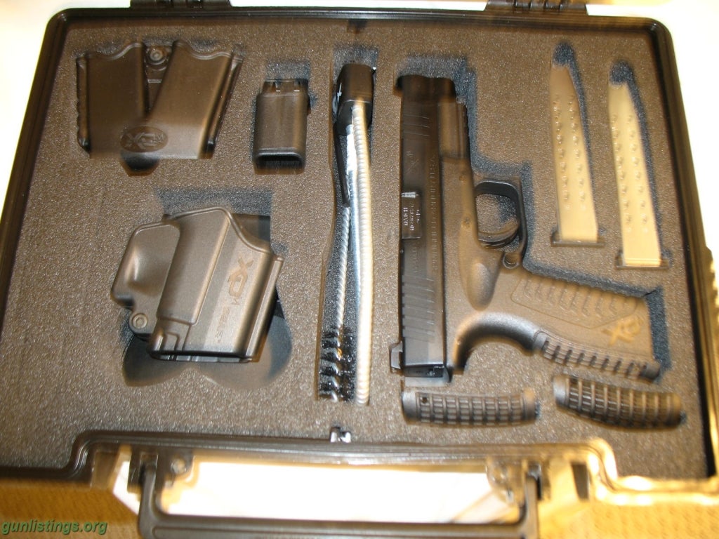 Pistols Springfield XDm 9mm
