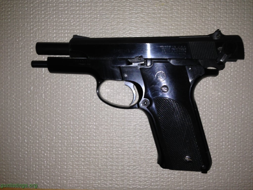 Pistols S&W Model 59 15shot 9mm Handgun