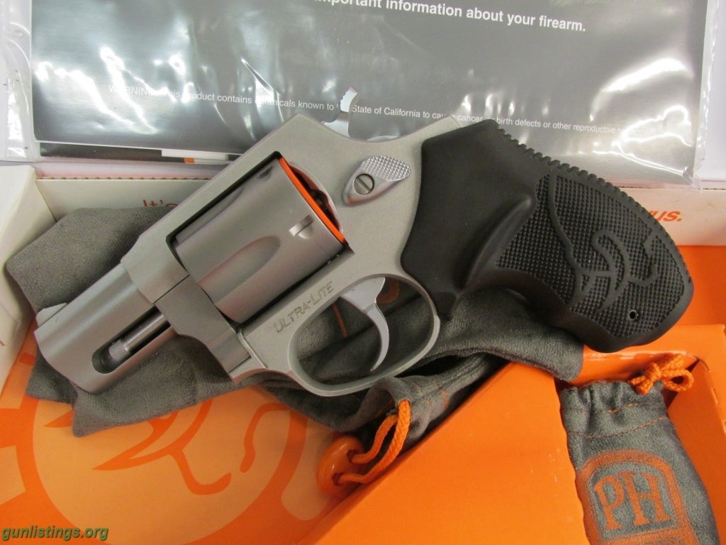 Pistols Taurus 85FS Ultra-Lite Revolver 38sp 2 In Matte SS