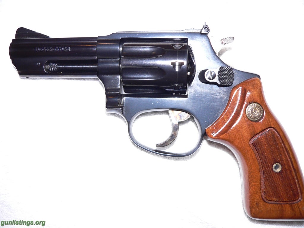 Pistols Taurus 941 - 22 Magnum - 8 Shot Revolver