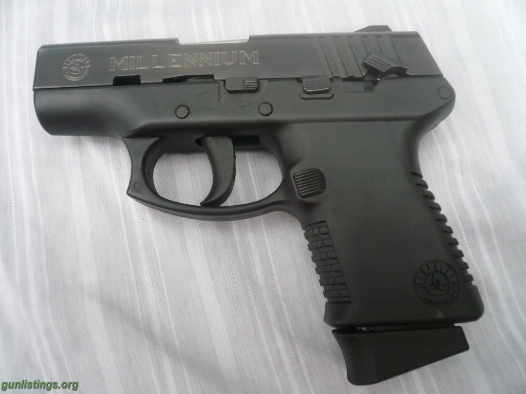Pistols TAURUS MILLENNIUM 9mm