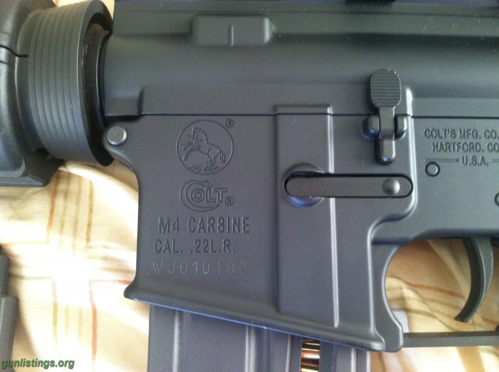 Rifles Colt M4