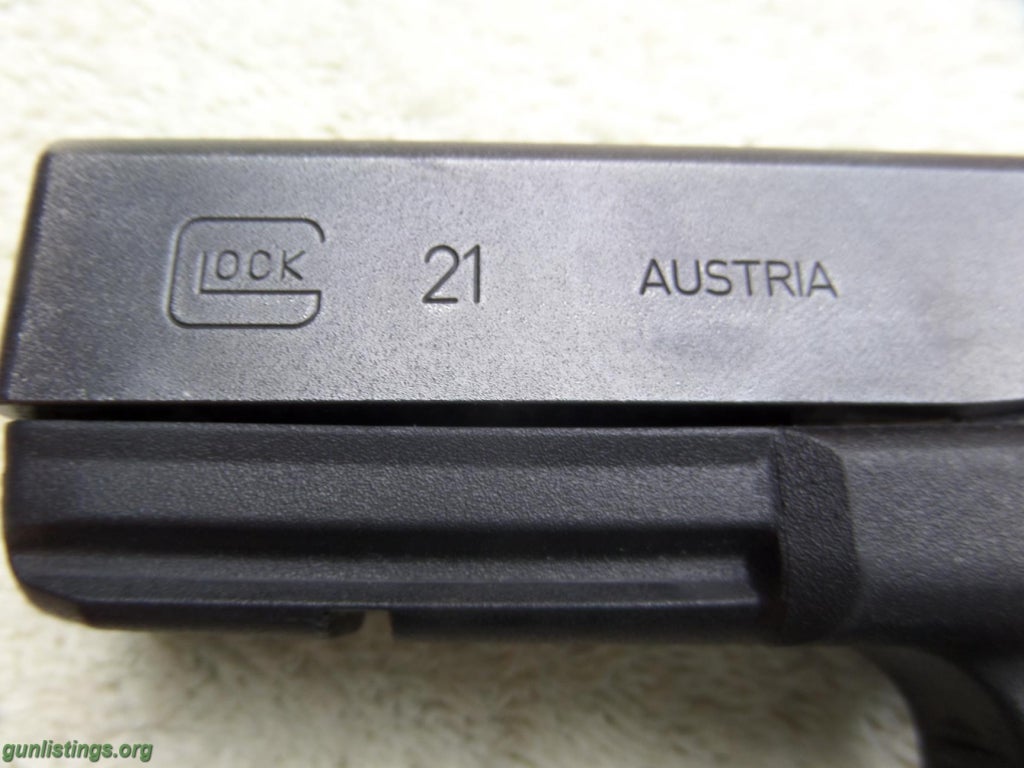Pistols Glock 21 .45 With Night Sights & 2 Magazines