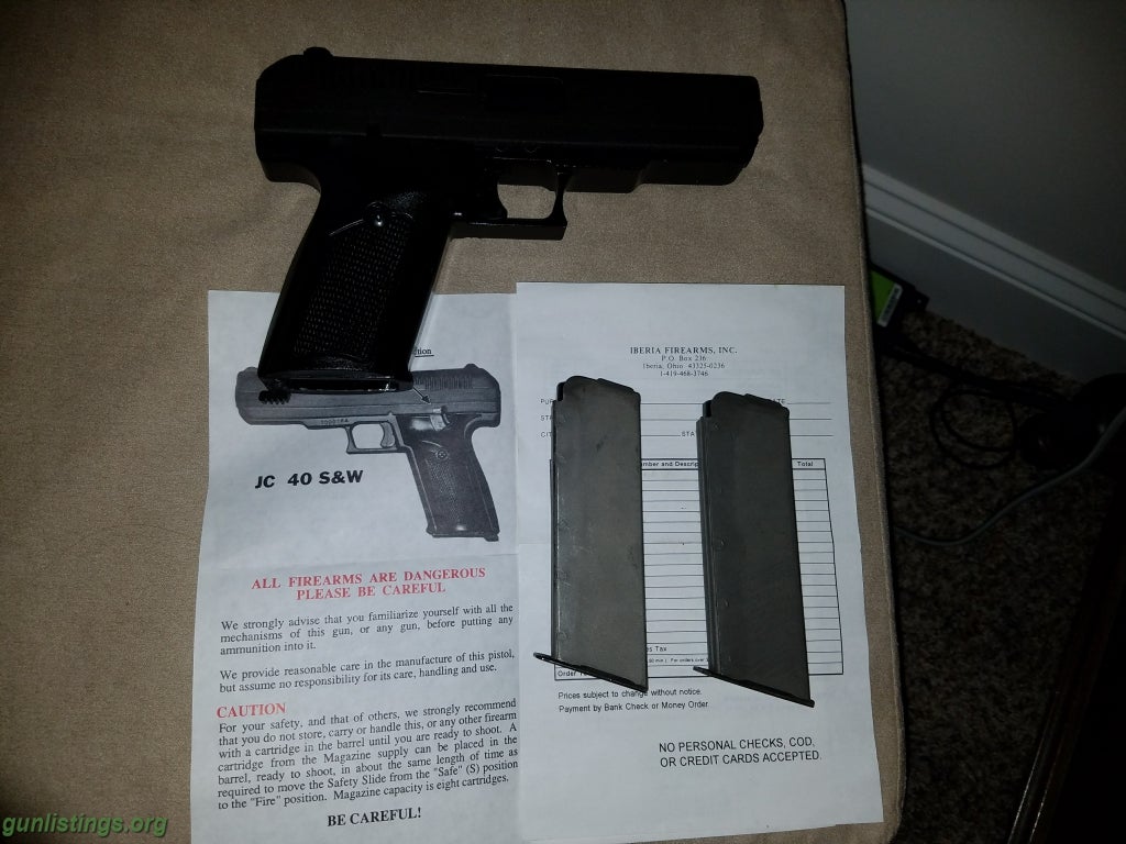Pistols S & W High Point 40 Cal