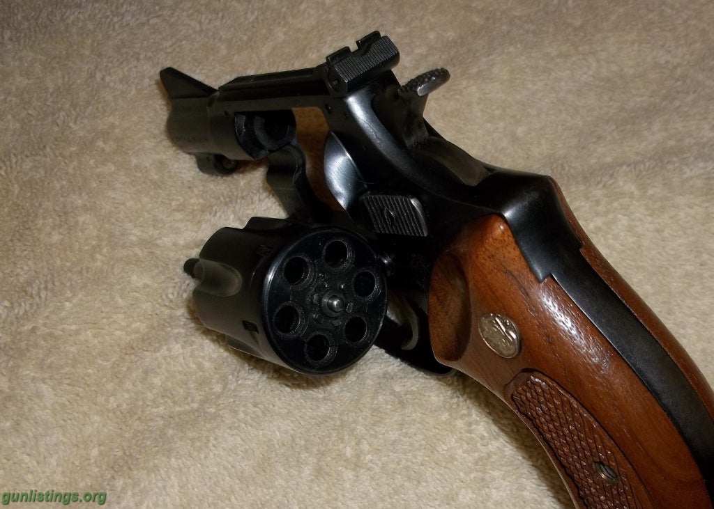 Pistols Smith & Wesson 22/32 Kit Gun