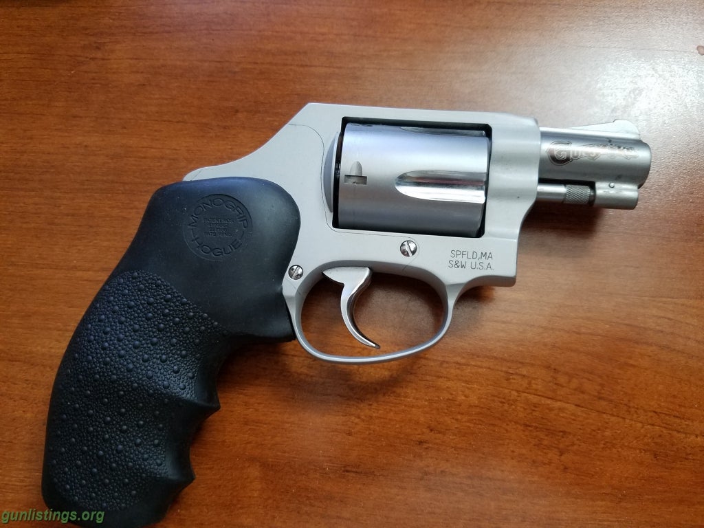 Pistols Smith And Wesson Wyatt Deep Cover Revolver