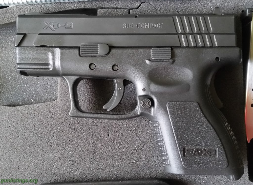 Pistols Springfield XD9 Sub Compact Excellent Condition!