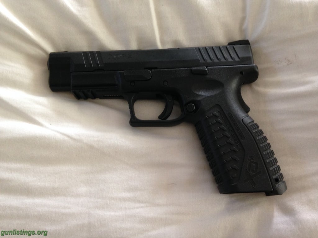 Pistols Springfield XDM 9mm 4.5