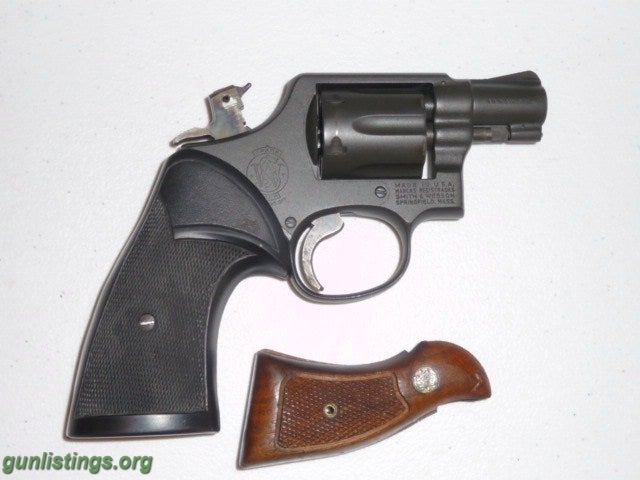Pistols S&W 10-5 38spec. WITH HOLSTER SELL Or TRADE