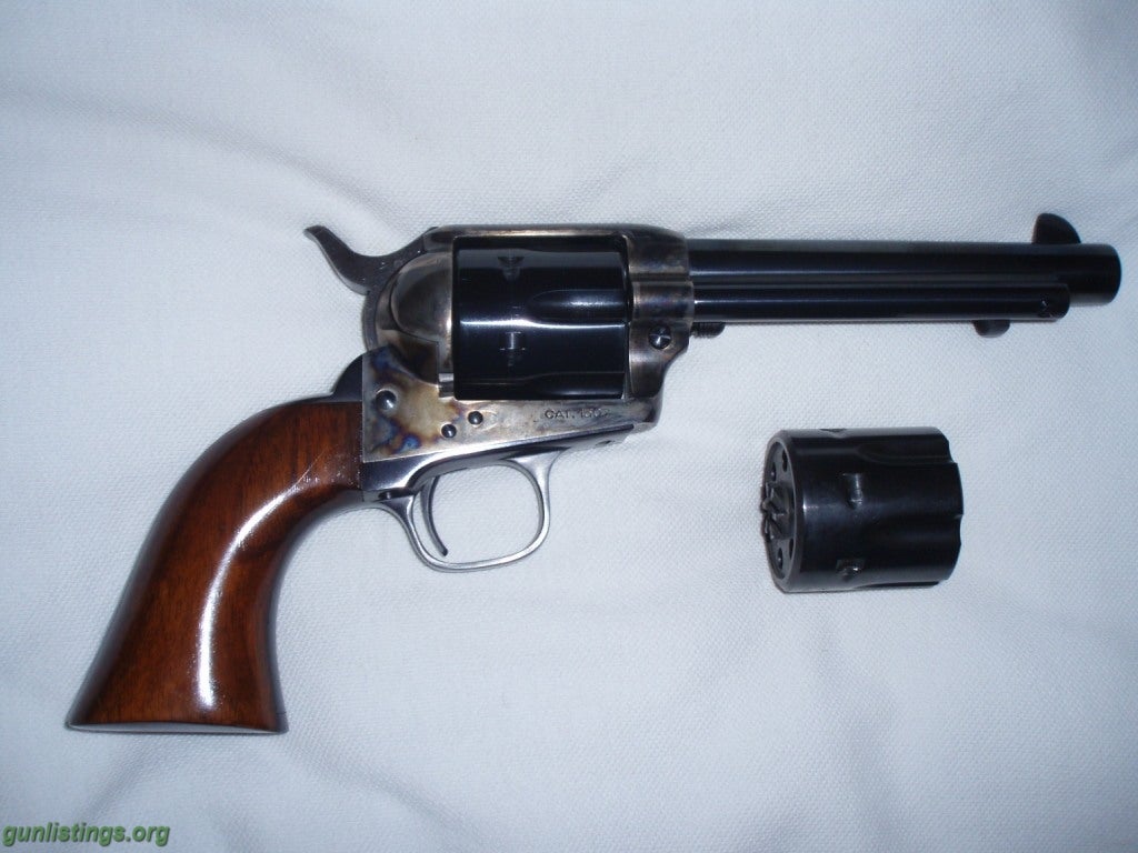 Pistols Uberti Revolver 22LR 22 Mag Cattleman