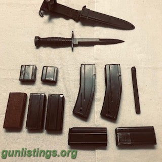Accessories US M1 Carbine Bayonet, Magazines, And Tool