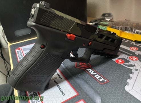 Pistols Custom Glock Glock 19 Gen 5 With RONI CONVERSION KIT