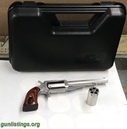 Pistols NORTH AMERICAN ARMS 22/22mmag
