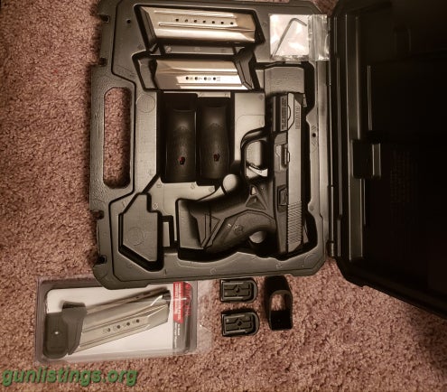 Pistols Ruger American Compact